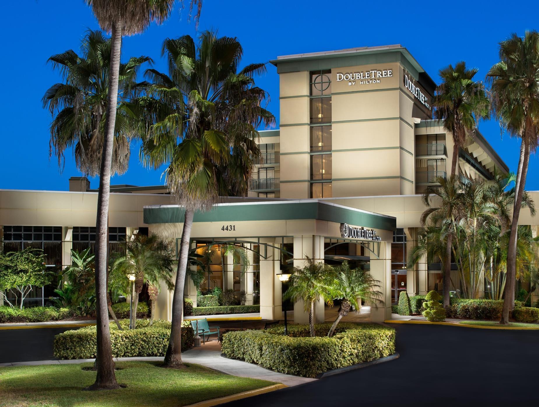 Doubletree By Hilton Palm Beach Gardens Esterno foto