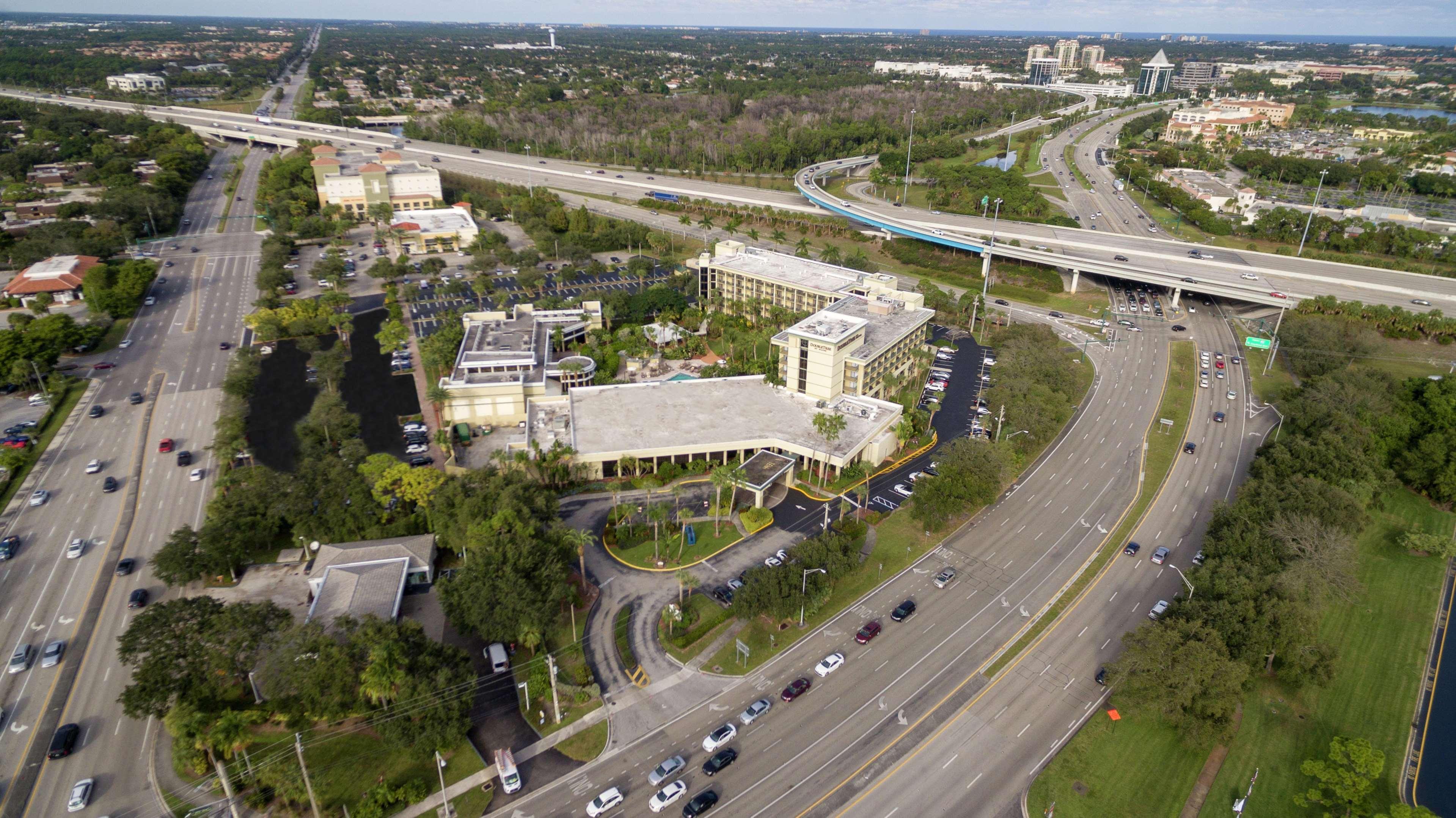 Doubletree By Hilton Palm Beach Gardens Esterno foto
