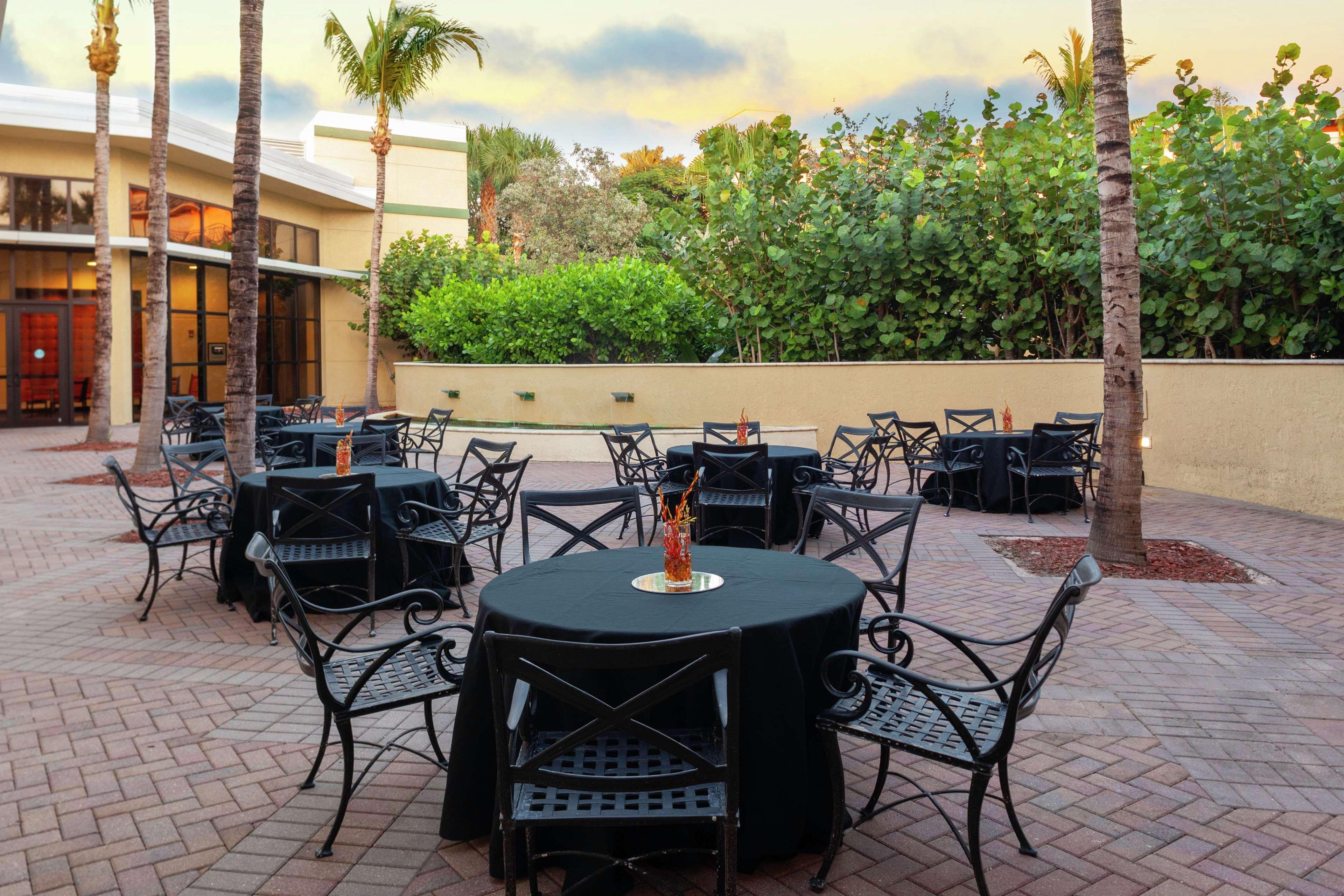Doubletree By Hilton Palm Beach Gardens Esterno foto