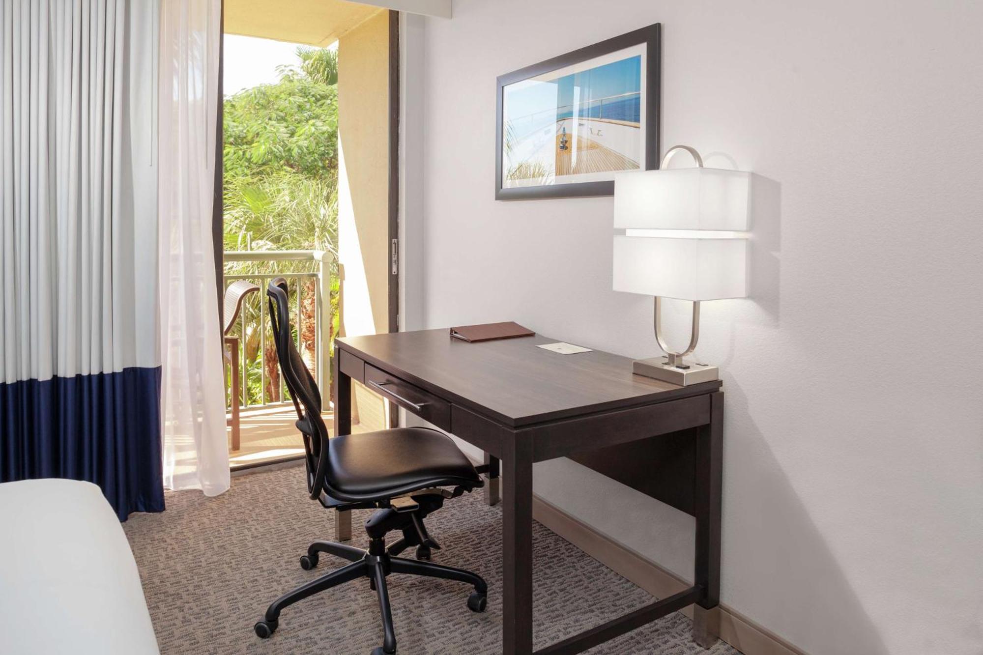 Doubletree By Hilton Palm Beach Gardens Esterno foto