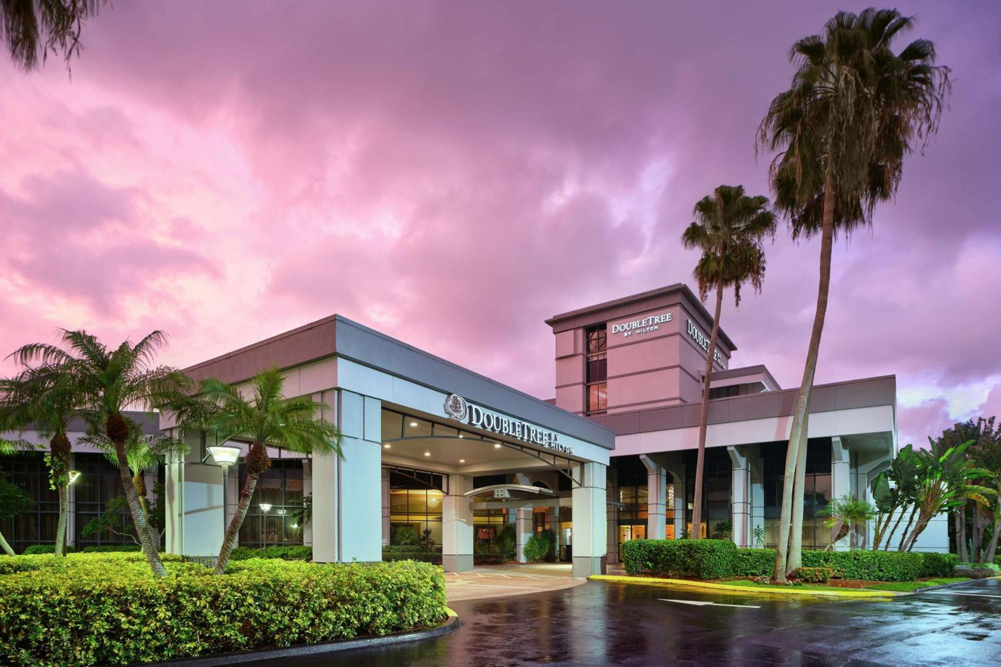 Doubletree By Hilton Palm Beach Gardens Esterno foto