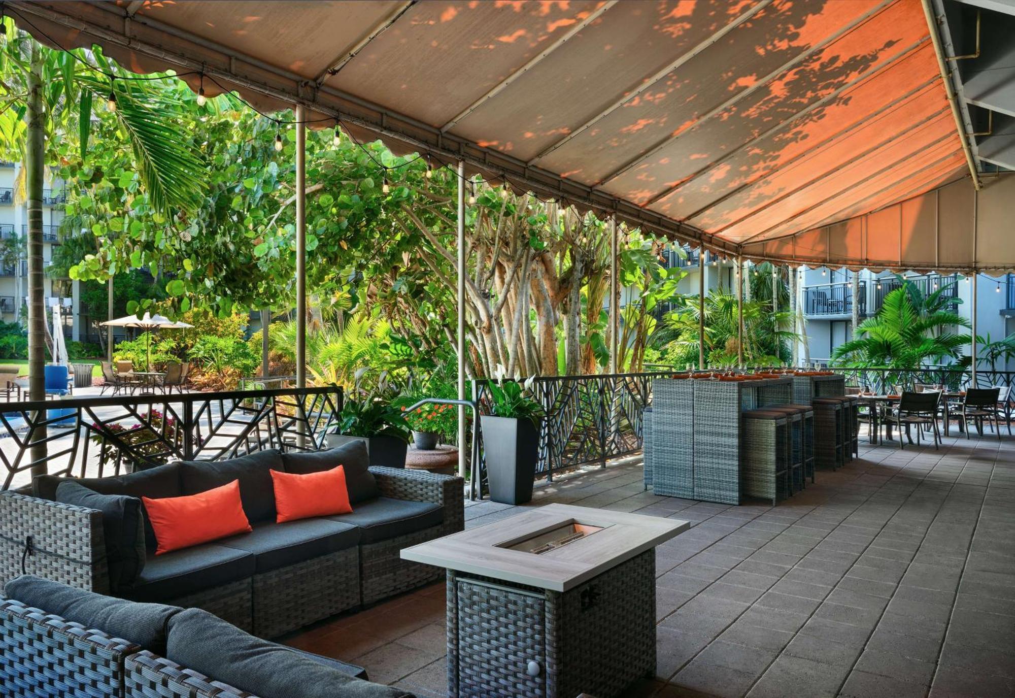 Doubletree By Hilton Palm Beach Gardens Esterno foto