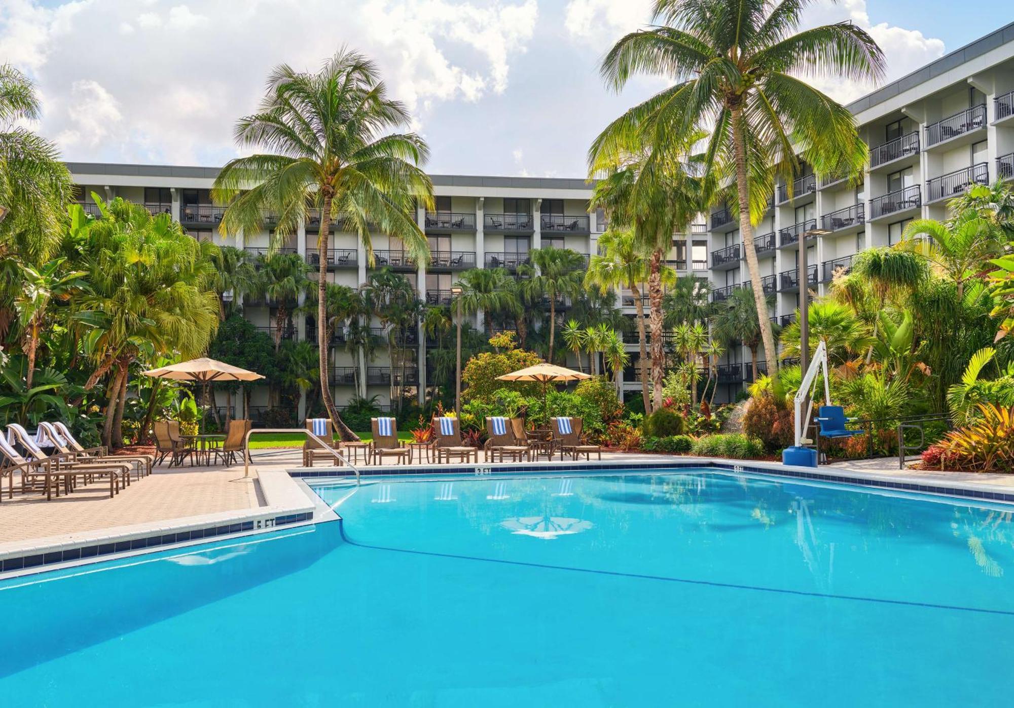Doubletree By Hilton Palm Beach Gardens Esterno foto